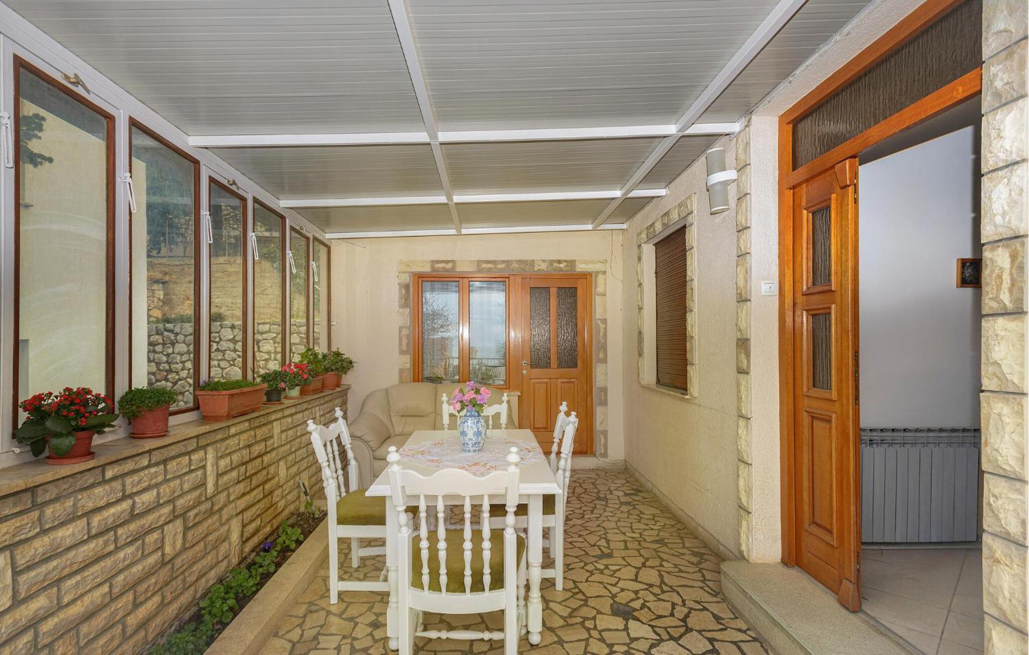 3 Bedroom Beautiful Apartment In Senj Senj  Esterno foto